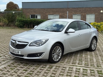 Vauxhall - Insignia