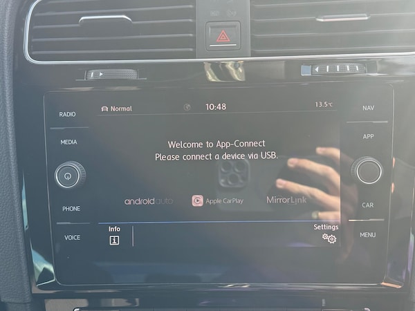 Used Volkswagen Golf 2017 for sale - 76142870: Photo 32