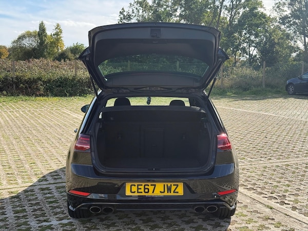 Used Volkswagen Golf 2017 for sale - 76142870: Photo 51
