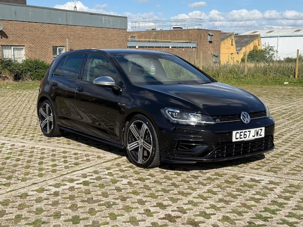 Used Volkswagen Golf 2017 for sale - 76142870: Photo 7