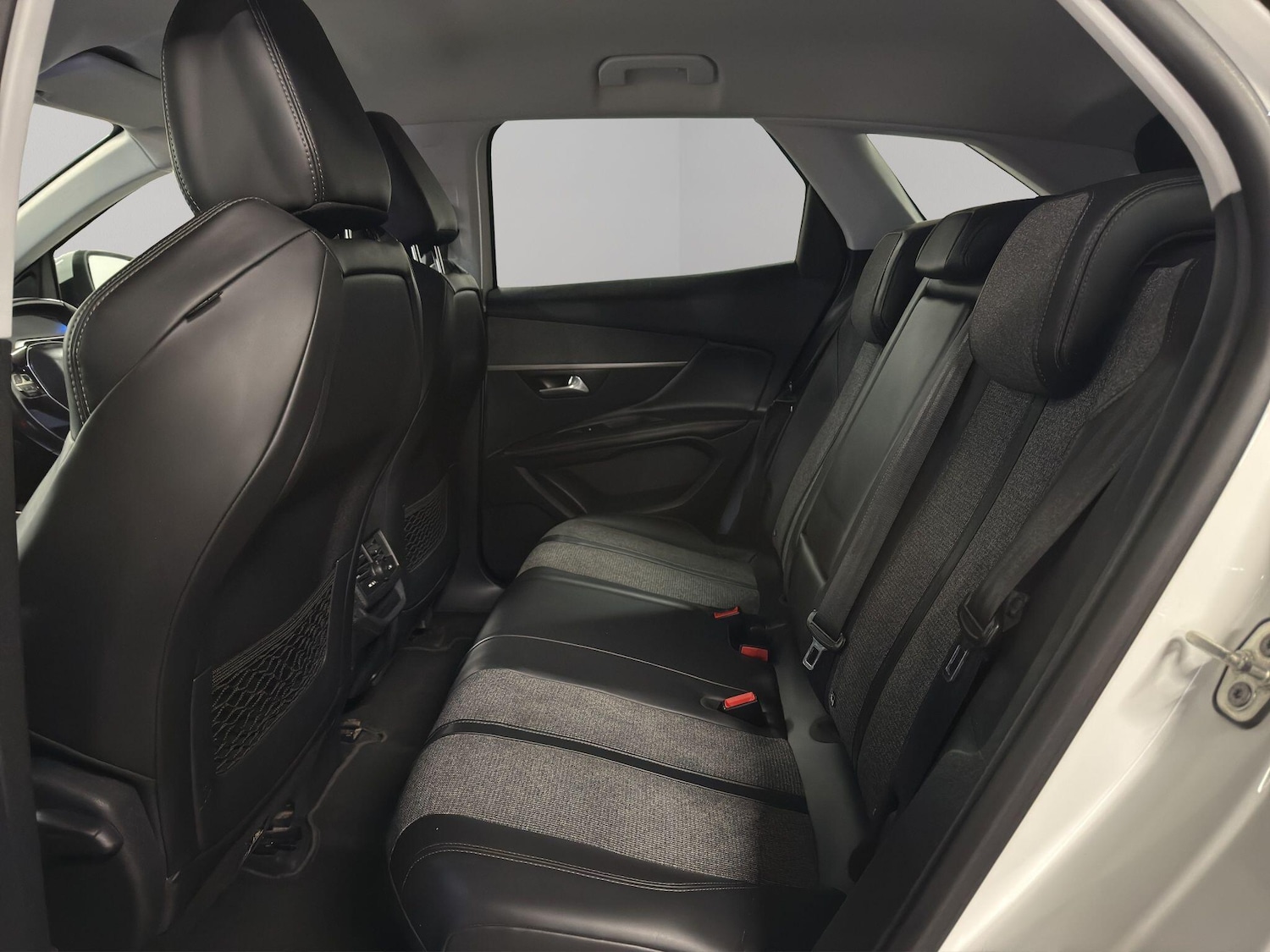 Used Peugeot 3008 2017 for sale - 77120517: Photo 18