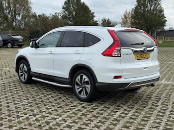 Used Honda CR-V 2018 for sale - 76409611: Photo