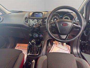 Used Ford Fiesta 2015 for sale - 78348001: Photo