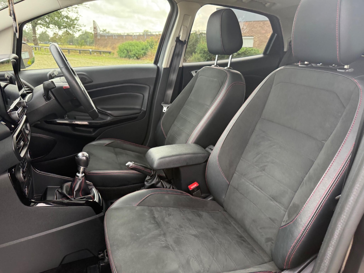 Used Ford Ecosport 2019 for sale - 76987872: Photo 15