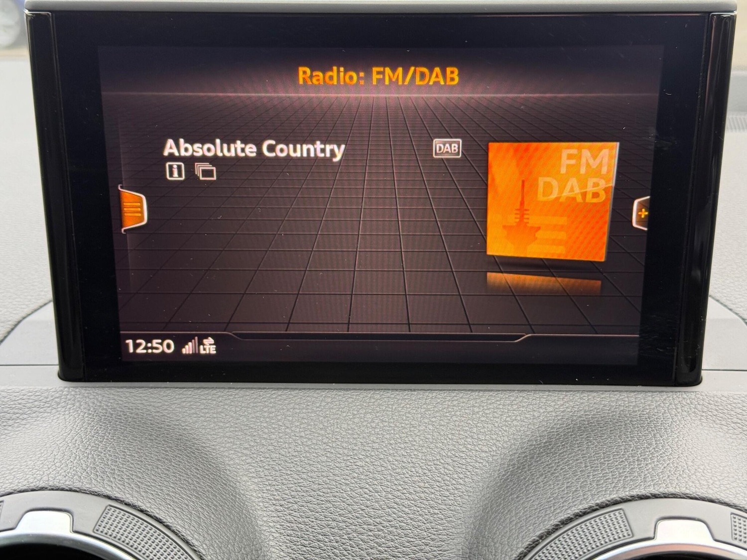 Used Audi Q2 2017 for sale - 77115919: Photo 33