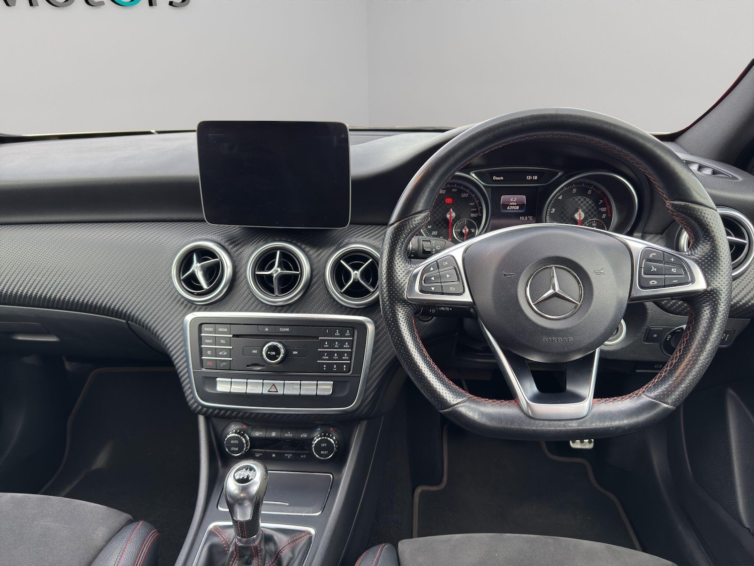 Used Mercedes-Benz A-Class 2017 for sale - 77898333: Photo 2