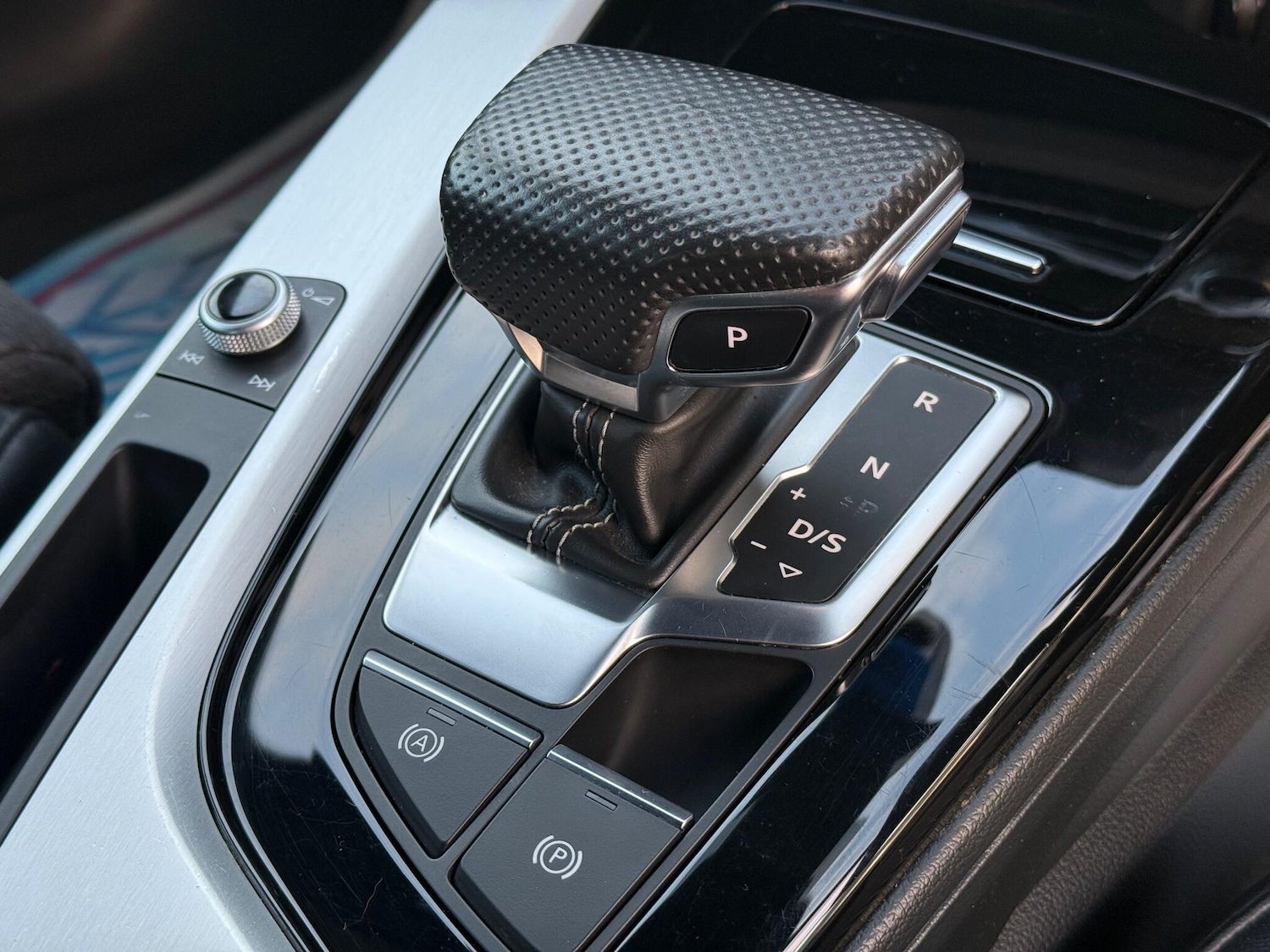 Used Audi A4 2020 for sale - 77115894: Photo 40