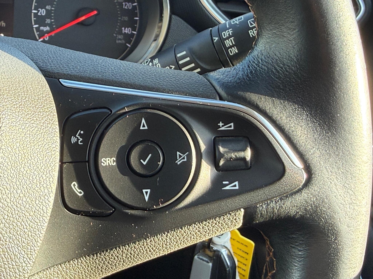 Used Vauxhall Crossland X 2017 for sale - 77115914: Photo 24