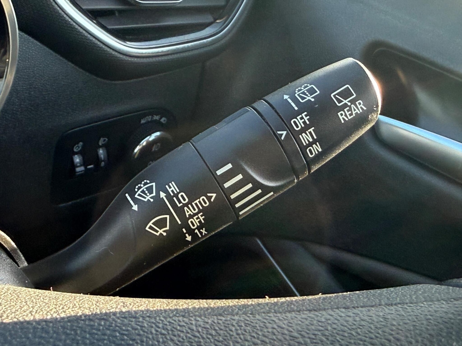 Used Vauxhall Crossland X 2017 for sale - 77115914: Photo 27