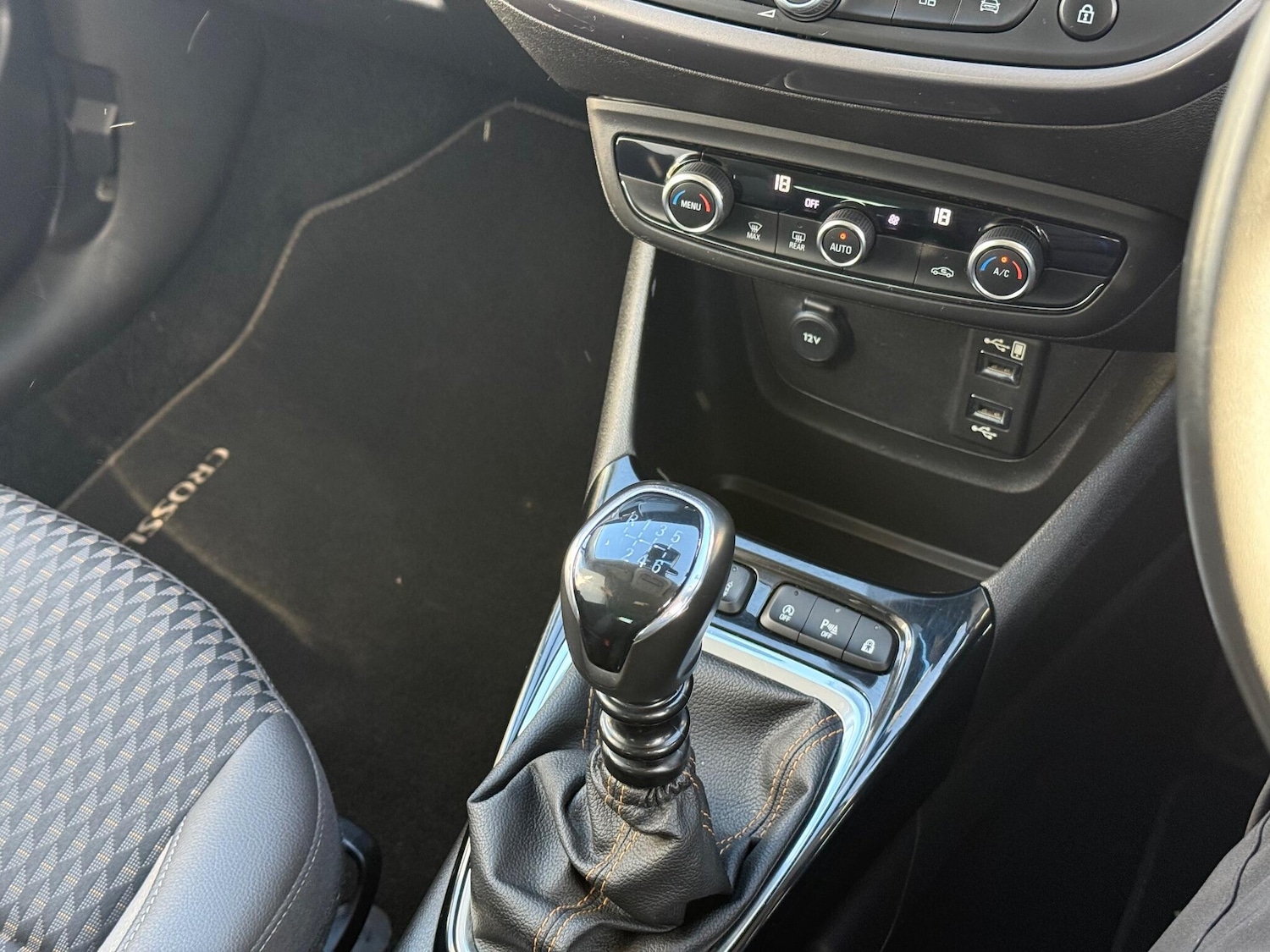 Used Vauxhall Crossland X 2017 for sale - 77115914: Photo 34