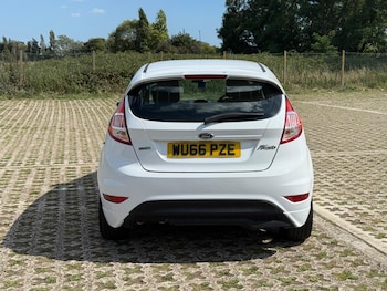 Used Ford Fiesta 2016 for sale - 75463907: Photo