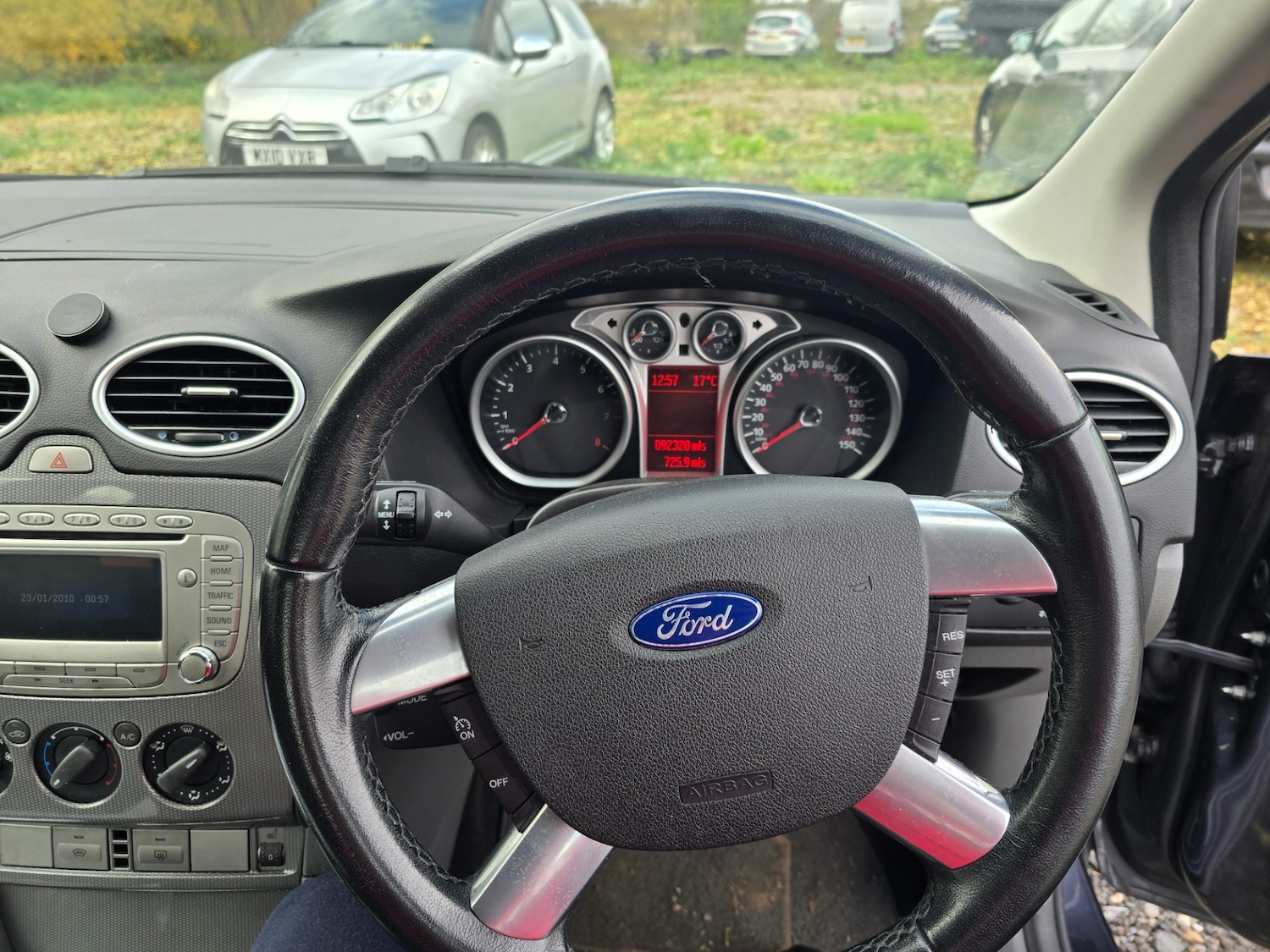 Used Ford Focus 2010 for sale - 76471369: Photo 15