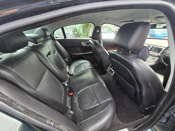 Used Jaguar XF 2011 for sale - 75699603: Photo 8
