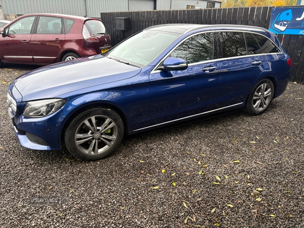 Used Mercedes-Benz C Class 2015 for sale - 76474109: Photo 4