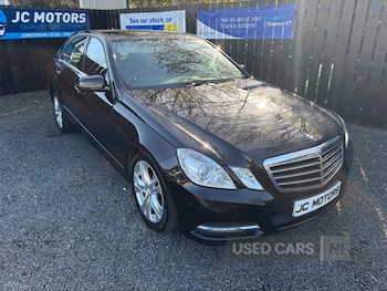 Used Mercedes-Benz E Class 2013 for sale - 79084838: Photo