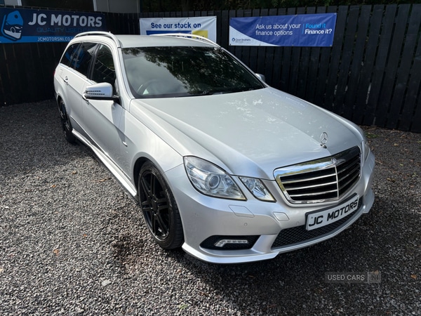 Used Mercedes-Benz E-Class 2011 for sale - 76099745: Photo 1