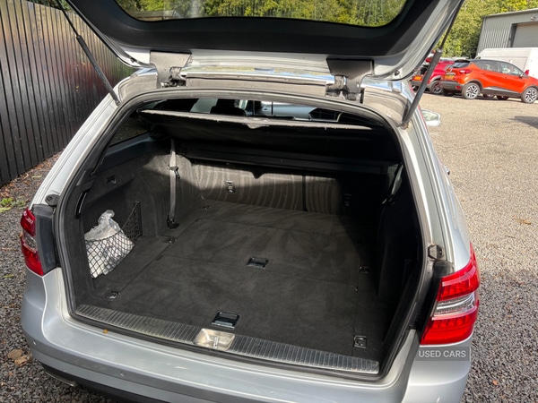 Used Mercedes-Benz E-Class 2011 for sale - 76099745: Photo 7