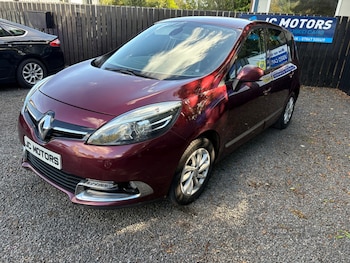 Used Renault Scenic 2015 for sale - 76099711: Photo