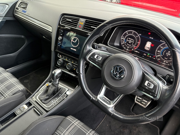 Used Volkswagen Golf 2019 for sale - 77176117: Photo 9