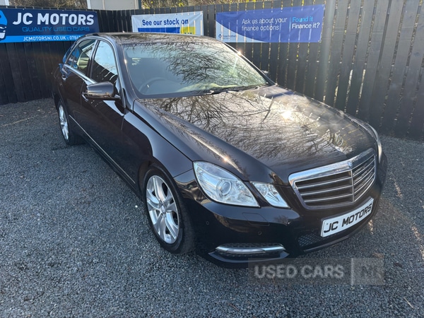 Used Mercedes-Benz E Class 2013 for sale - 77738967: Photo 1