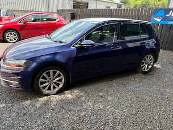 Used Volkswagen Golf 2017 for sale - 79000309: Photo