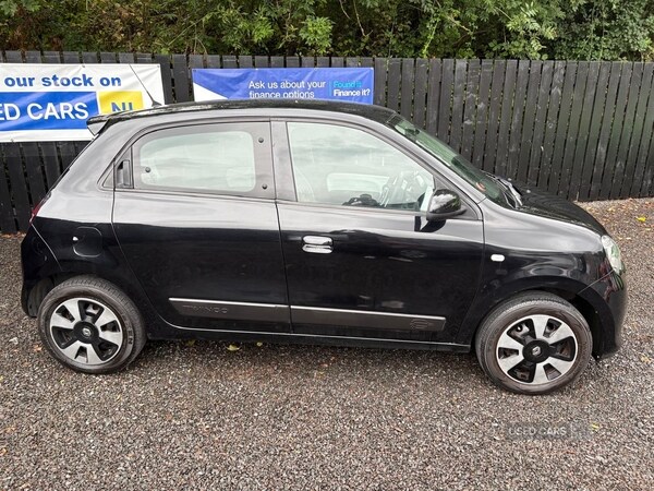 Used Renault Twingo 2014 for sale - 76153577: Photo 2