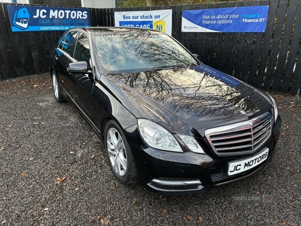 Used Mercedes-Benz E Class 2013 for sale - 76977252: Photo 1