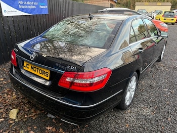 Used Mercedes-Benz E Class 2013 for sale - 76977252: Photo