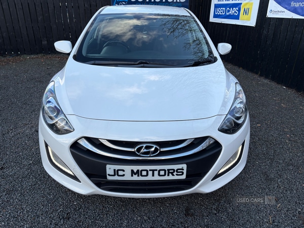 Used Hyundai i30 2015 for sale - 77550975: Photo 2