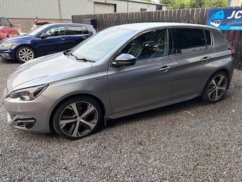 Used Peugeot 308 2016 for sale - 79086041: Photo