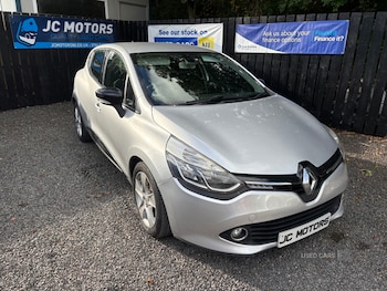 Used Renault Clio 2015 for sale - 76099681: Photo