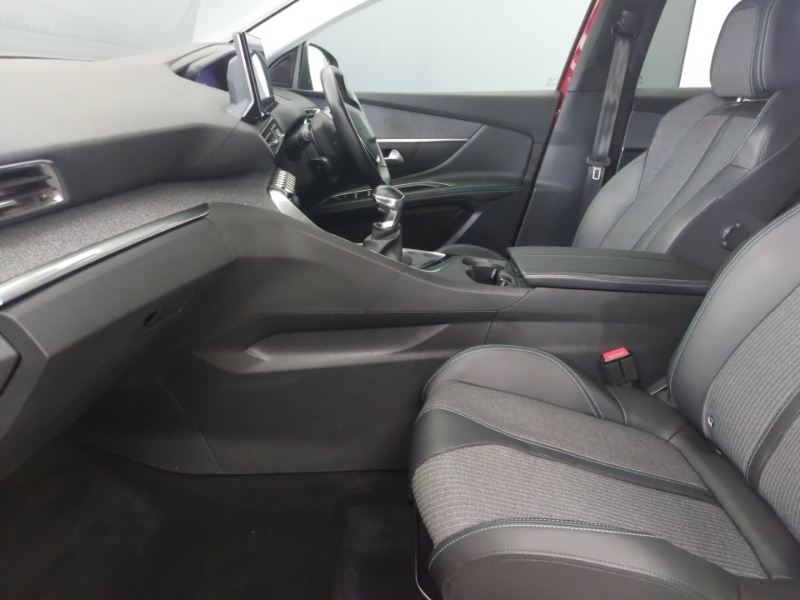 Used Peugeot 3008 2021 for sale - 76121121: Photo 5