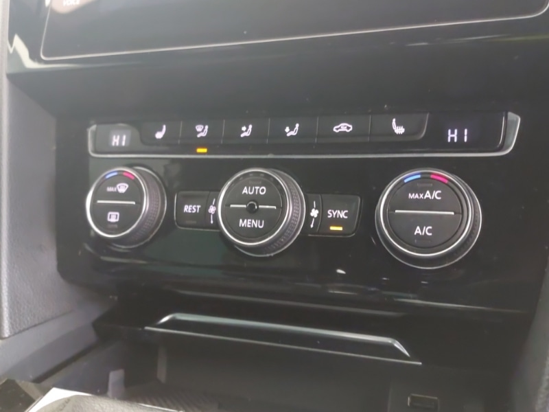 Used Volkswagen Passat 2018 for sale - 77371331: Photo 15