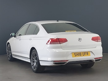 Used Volkswagen Passat 2018 for sale - 77371331: Photo