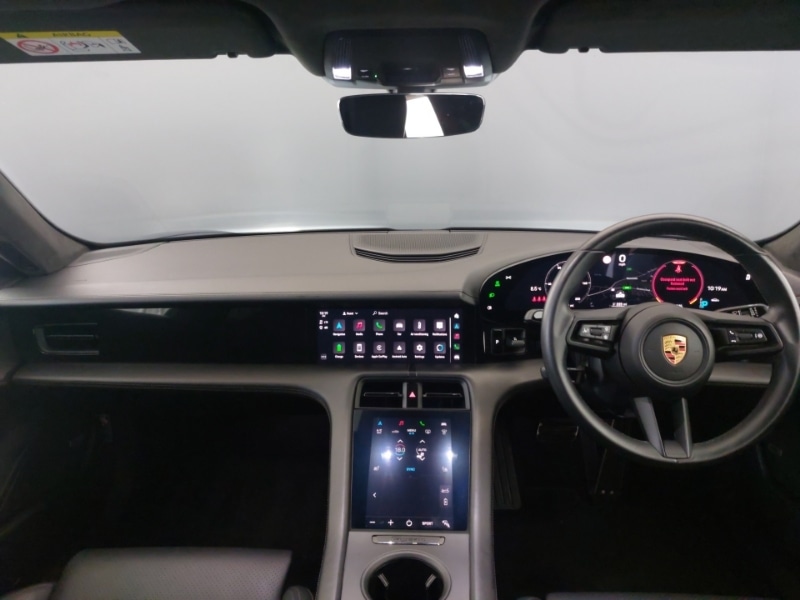 Used Porsche Taycan 2020 for sale - 76846997: Photo 2