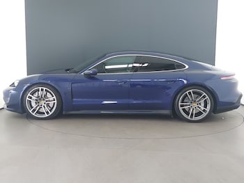 Used Porsche Taycan 2020 for sale - 76846997: Photo
