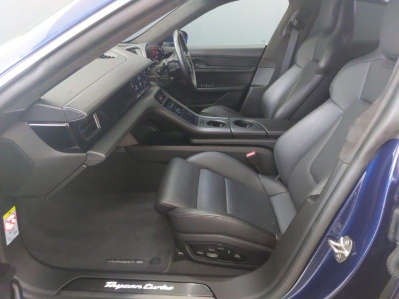 Used Porsche Taycan 2020 for sale - 76846997: Photo 5