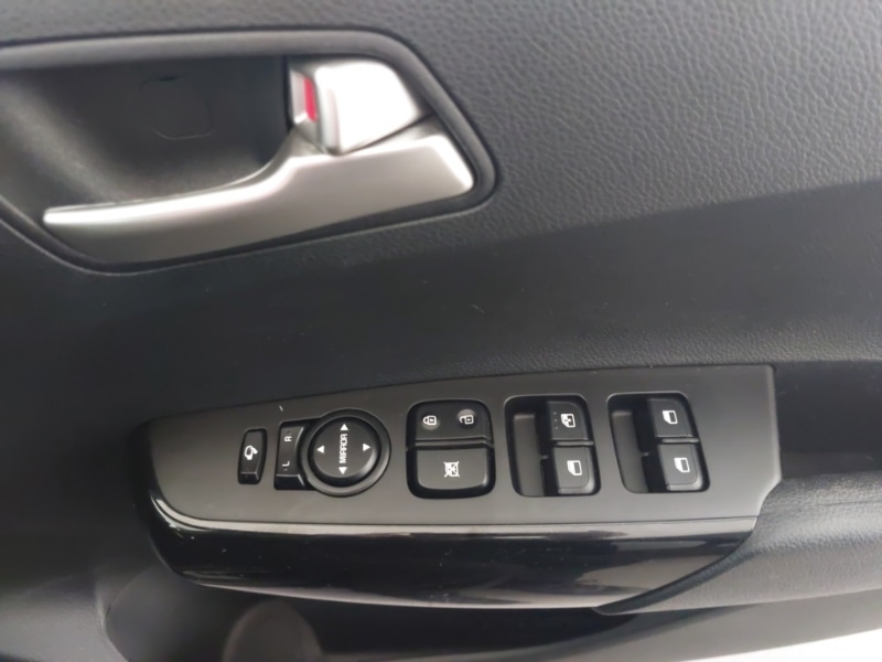 Used Kia Picanto 2023 for sale - 77405421: Photo 18