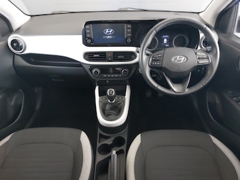 Used Hyundai i10 2023 for sale - 78490685: Photo