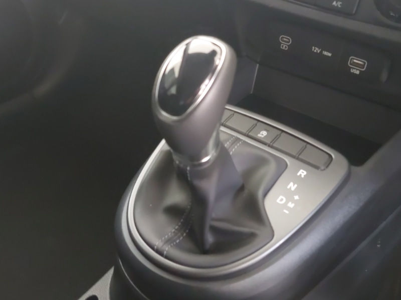 Used Hyundai i10 2024 for sale - 76053712: Photo 15