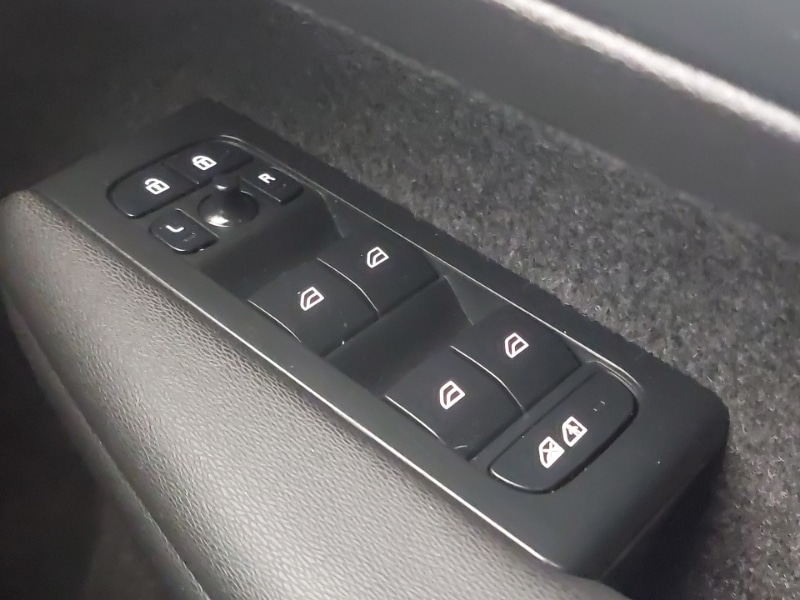 Used Volvo XC40 2024 for sale - 76199353: Photo 18