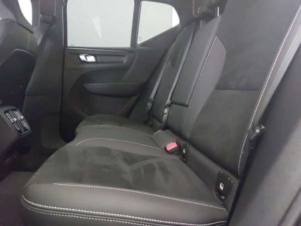 Used Volvo XC40 2024 for sale - 76199353: Photo 6