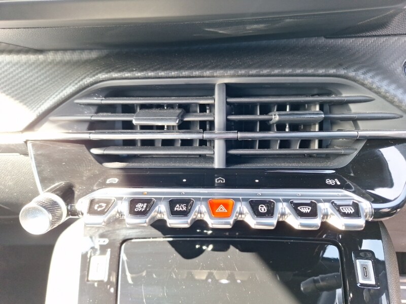 Used Peugeot 2008 2024 for sale - 77078486: Photo 18