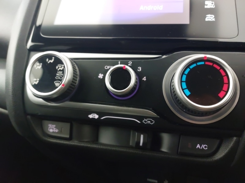 Used Honda Jazz 2019 for sale - 76567055: Photo 18