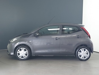 Used Toyota AYGO 2021 for sale - 78841854: Photo