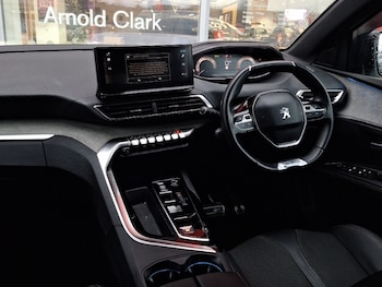 Used Peugeot 5008 2024 for sale - 77832690: Photo