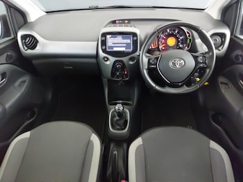 Used Toyota AYGO 2021 for sale - 78740392: Photo