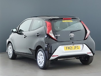Used Toyota AYGO 2021 for sale - 78740392: Photo