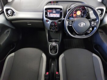 Used Toyota AYGO 2021 for sale - 78361202: Photo