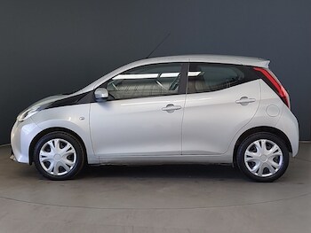 Used Toyota AYGO 2021 for sale - 78361202: Photo